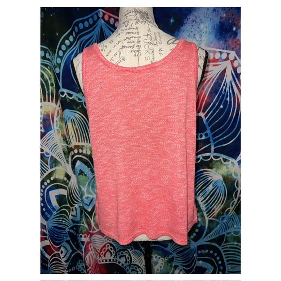 Time and Tru Tank - Picture 2 of 3